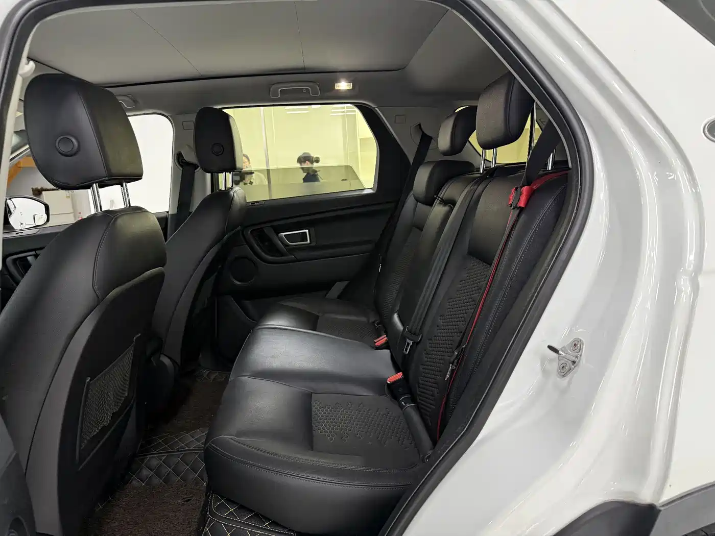 Фото 14 - Land Rover Discovery Sport