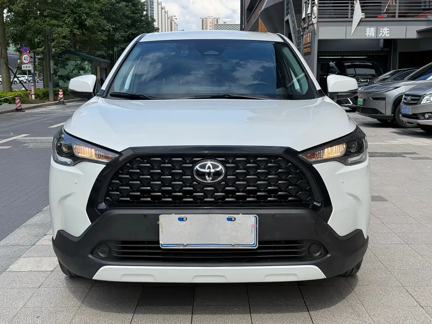 Toyota Corolla Cross 2023 2.0L Pioneer Edition фото 2