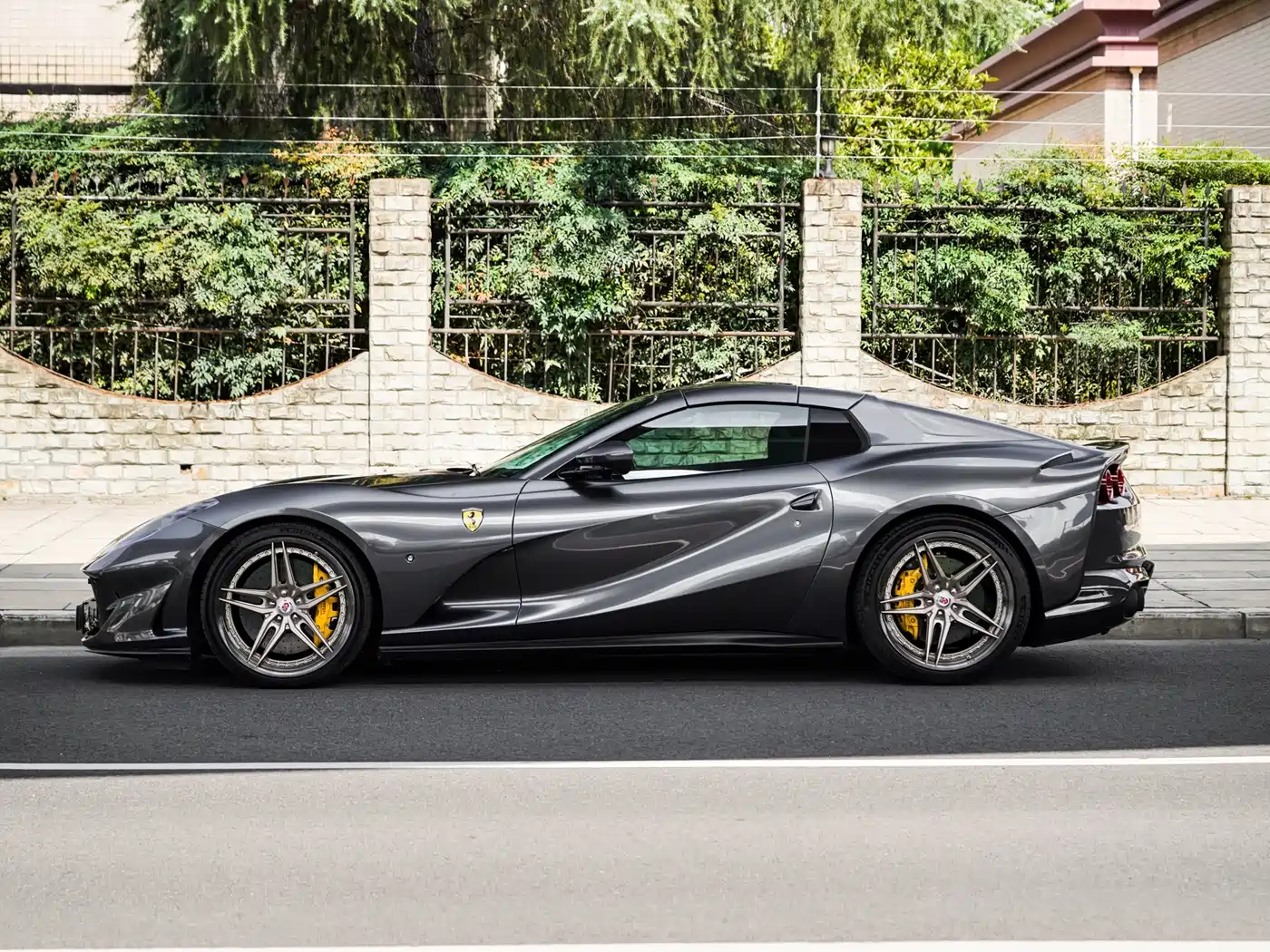 Photo 58 - Ferrari 812