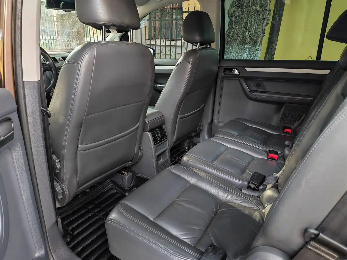 Photo 9 - Volkswagen Touran