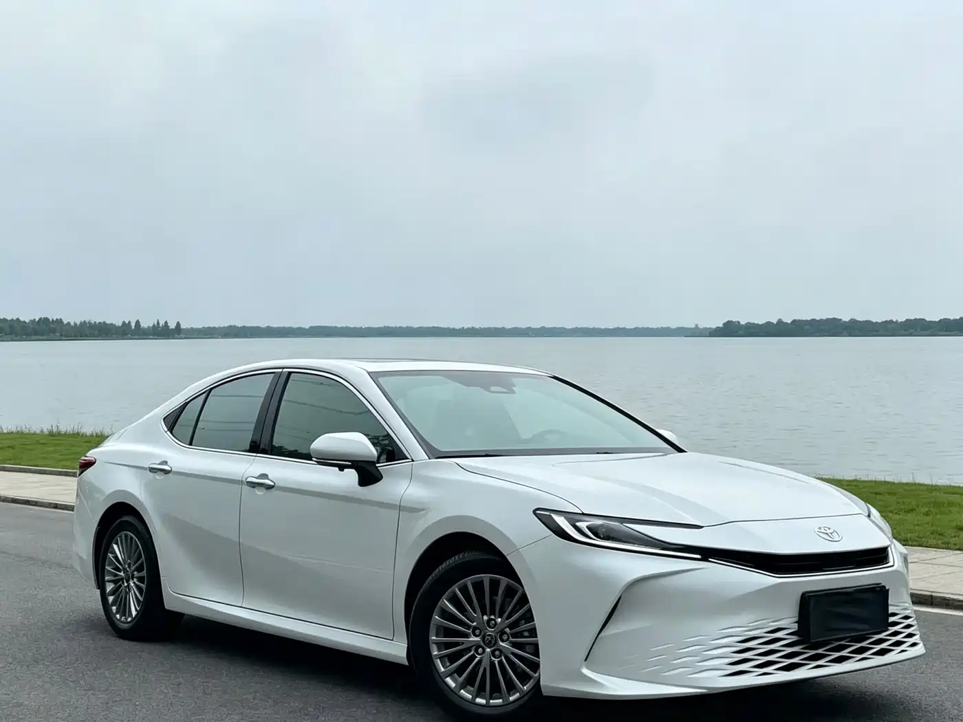 Toyota Camry 2026 2026 Model 2.0GVP Luxury Edition