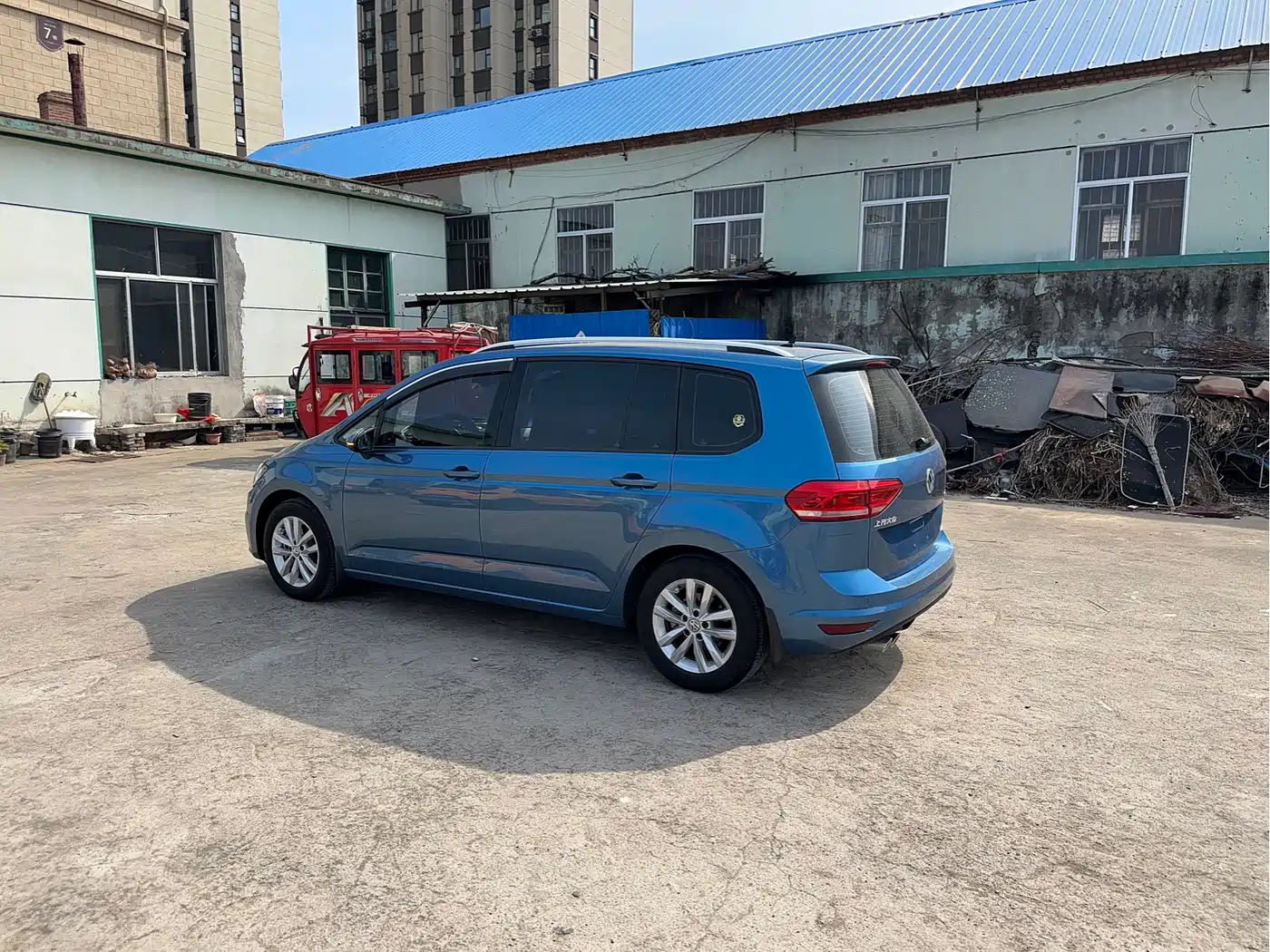 Volkswagen Touran 2021 Touran L 280TSI DSG Trend Edition 7-seater фото 6