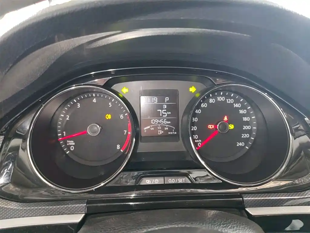 Volkswagen C-TREK 2017 230TSI DSG Comfort фото 12
