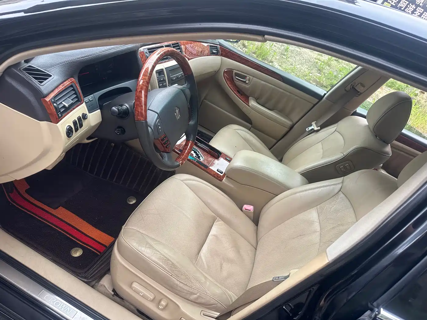 Toyota Crown 2008 2.5L 5th Anniversary Edition фото 6