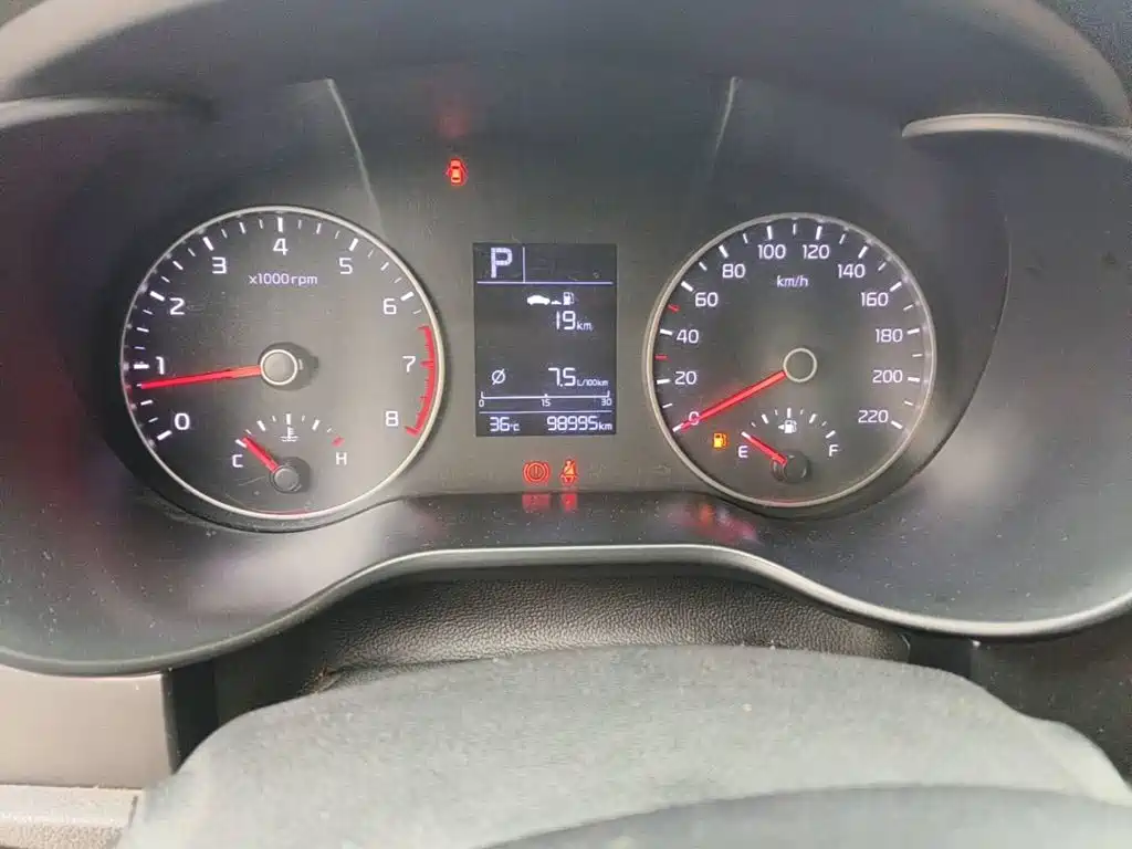 Kia K2 2017 2017 Sedan 1.4L AT GLS