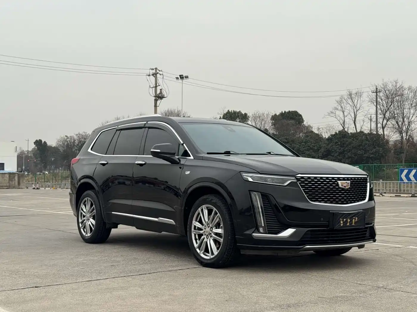 CADILLAC XT6