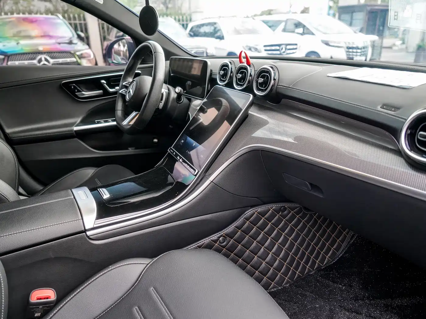 Mercedes-Benz C-Class 2023 Facelift C 200 L Sport Edition фото 9