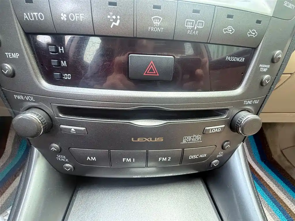 Lexus IS 2008 300 Luxury фото 9