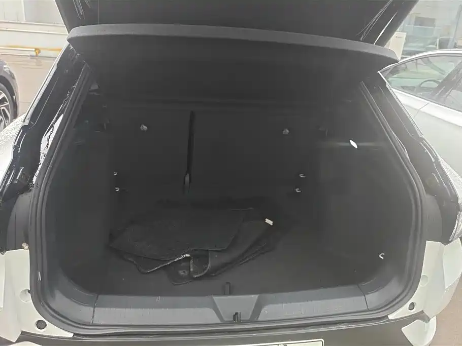 Volkswagen ID.4 CROZZ 2021 Long Range PRO 2WD фото 4