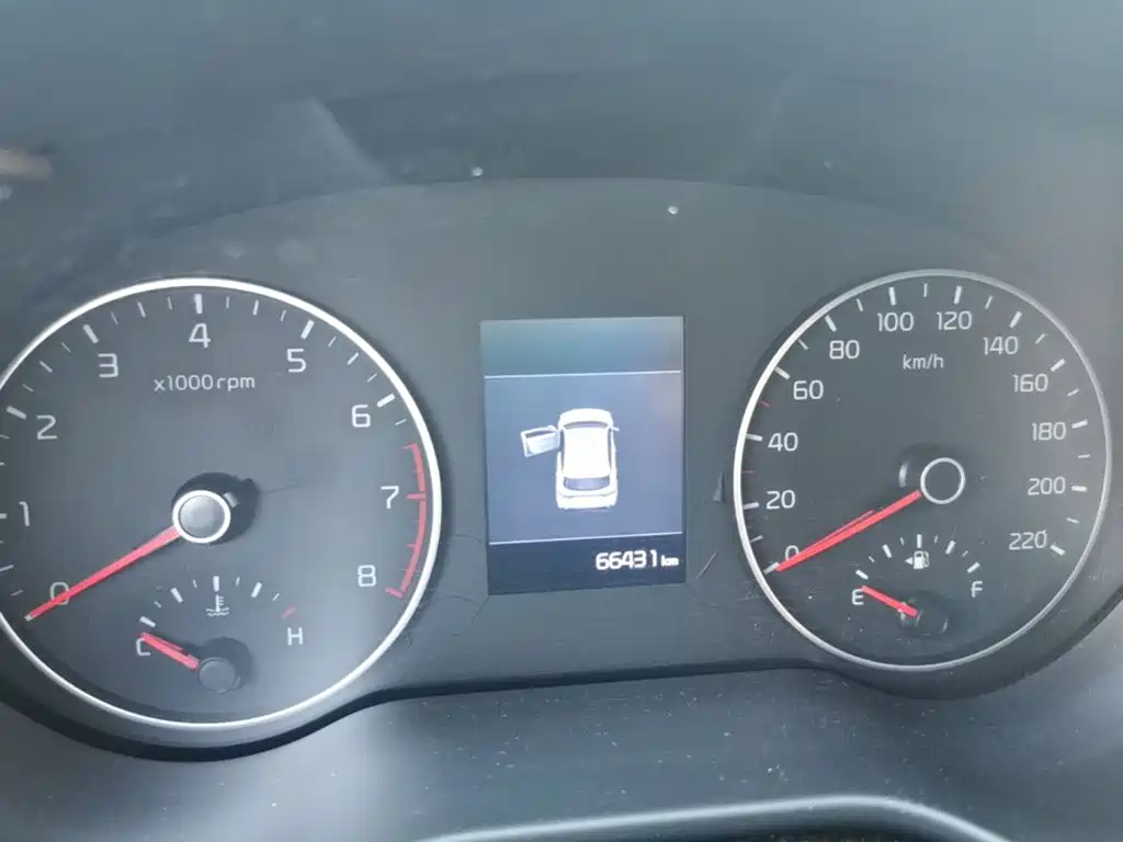 Kia KX CROSS 2018 2017 1.4L AT GLS