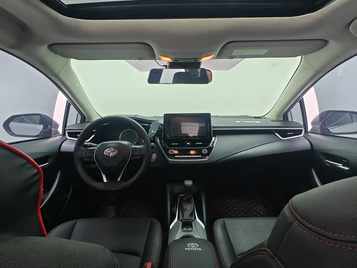 Toyota Corolla 2019 1.2T S-CVT GL-i Elite Edition фото 8