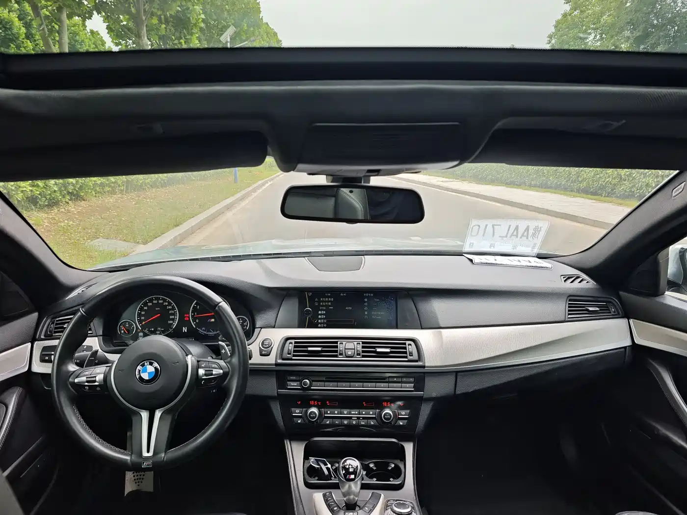 BMW M5 2012 M5 фото 6