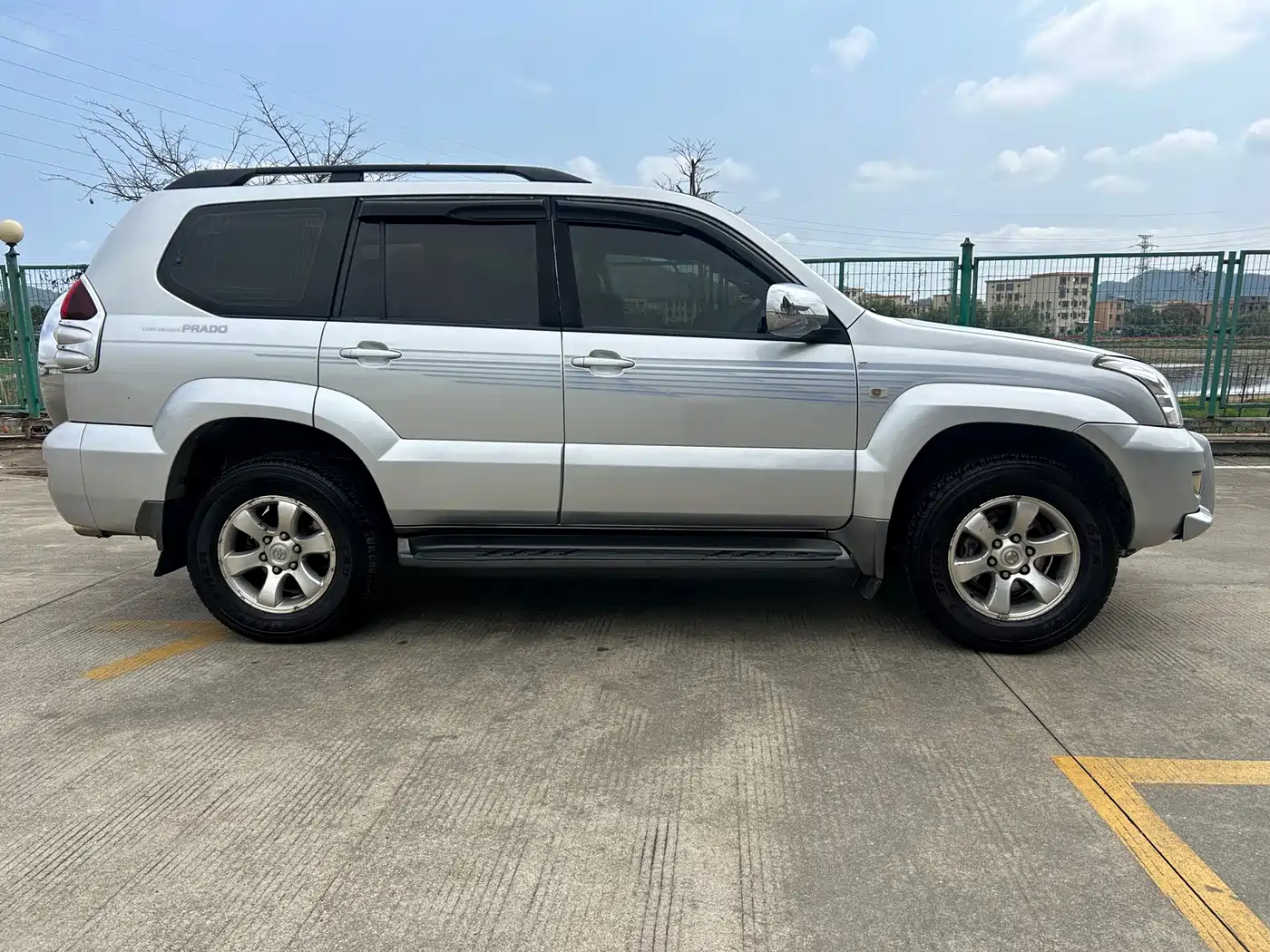 Toyota Prado (Import) 2004 GX 2.7 Automatic фото 4