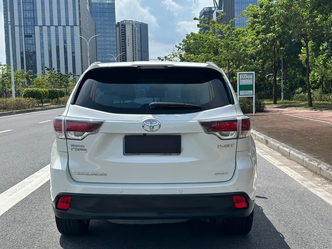 Фото 5 - Toyota Highlander