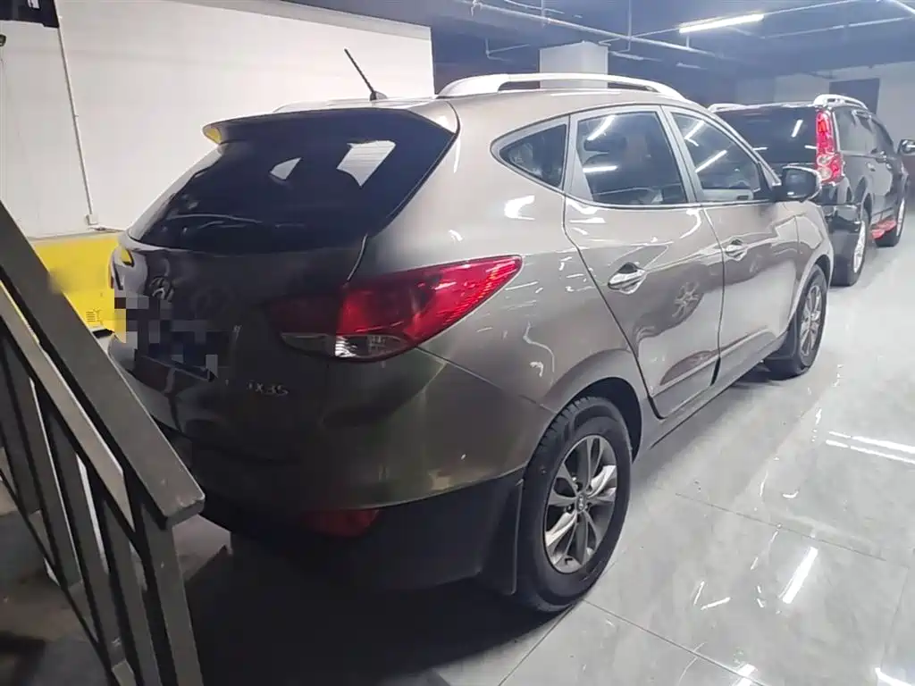 Hyundai Beijing Hyundai ix35 2013 2.0L Automatic 2WD Comfort GL China IV фото 7