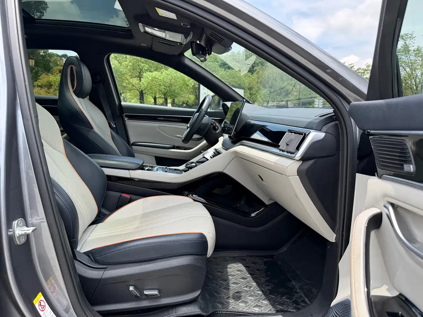 BYD Song PLUS PHEV 2021 DM-i 110KM Flagship PLUS фото 6
