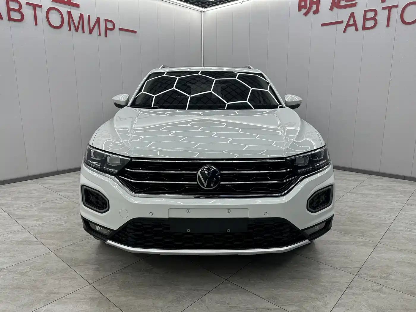 VOLKSWAGEN T-ROC EXPLORING SONGS