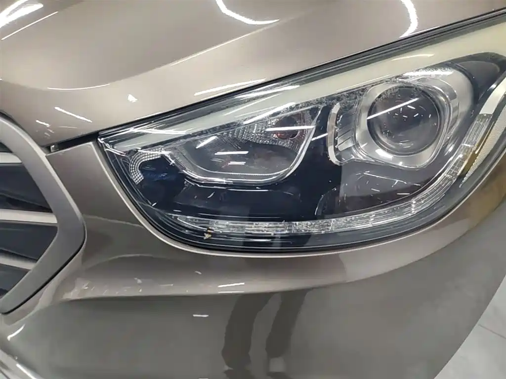 Hyundai Beijing Hyundai ix35 2013 2.0L Automatic 2WD Comfort GL China IV фото 24