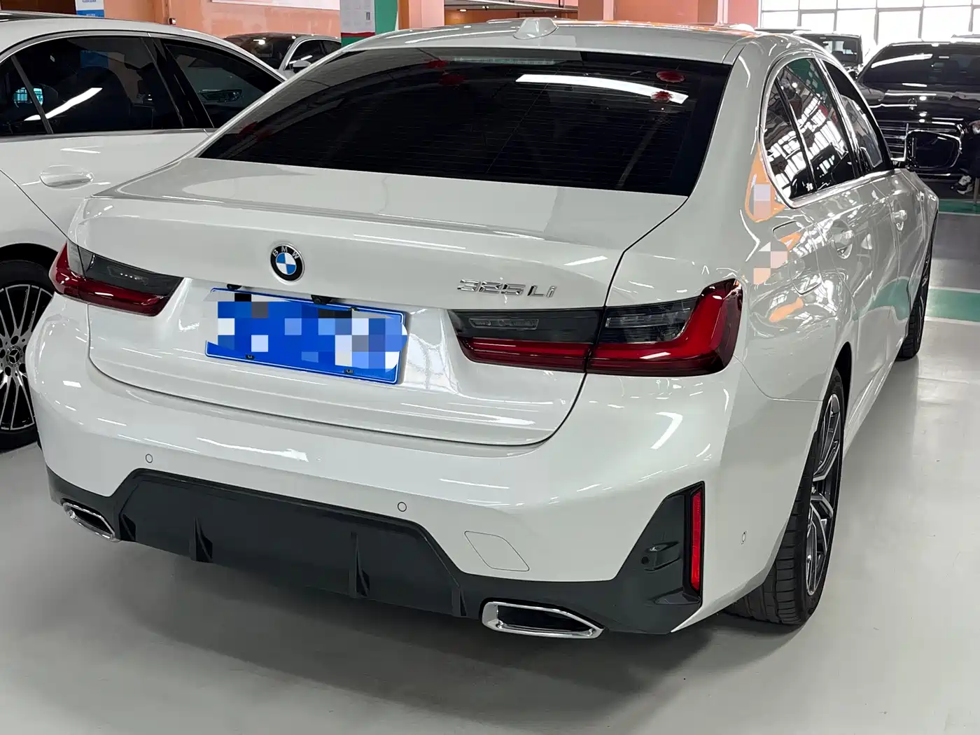 BMW 3 Series 2024 325Li M Sport Package фото 6