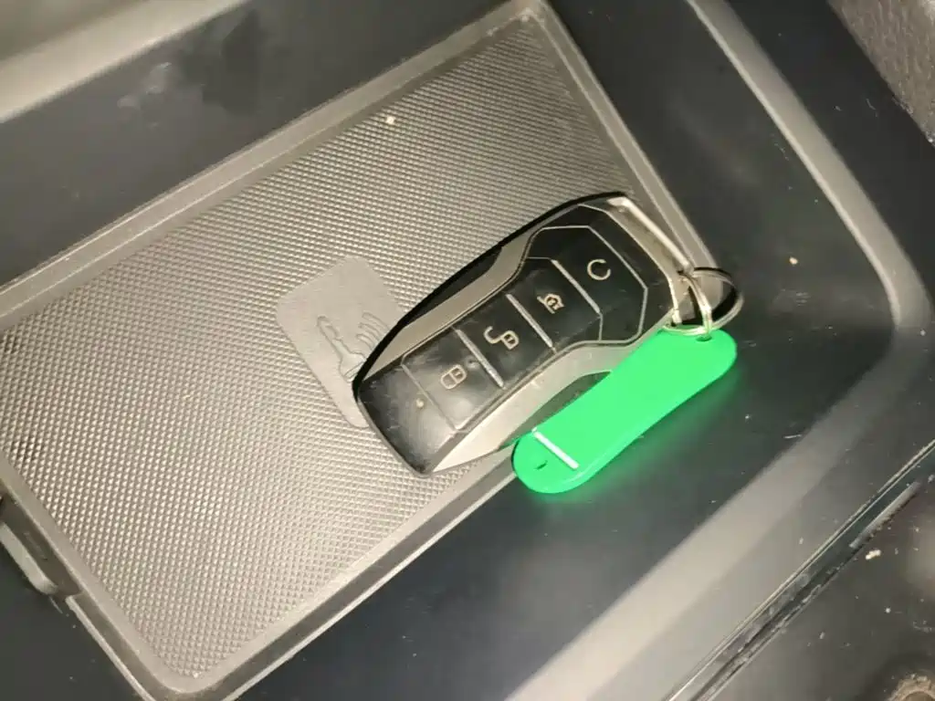 BYD Tang 2019 2018 2.0T Automatic Smart Connection Honor Edition 7-Seater China V