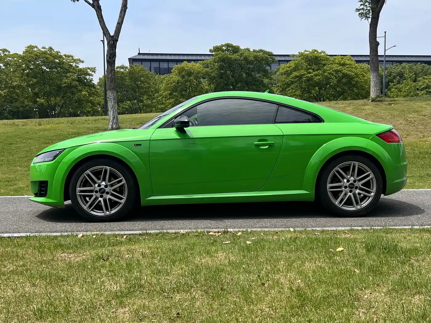 Audi TT 2015 TT Coupe 45 TFSI фото 3