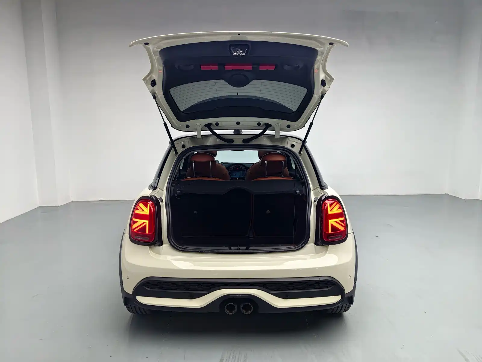 Фото 8 - MINI MINI