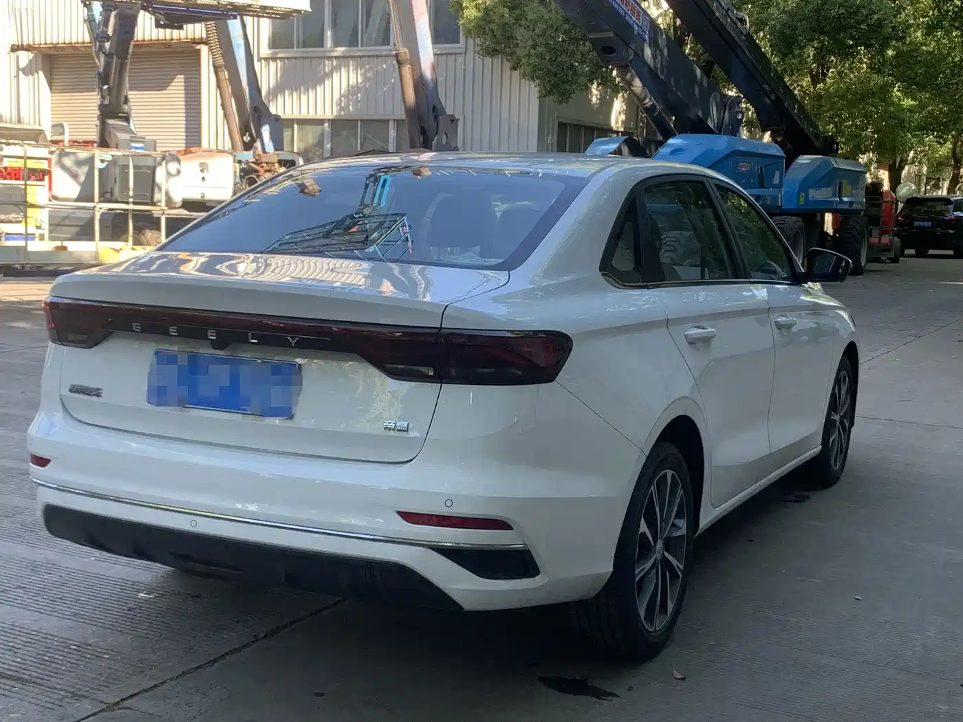 GEELY EMGRAND