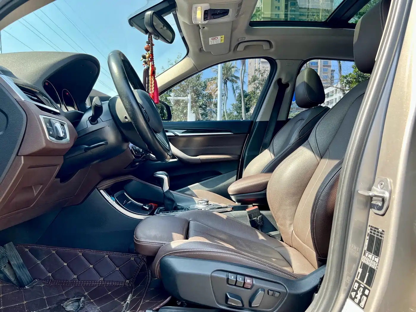 BMW X1 2019 xDrive20Li Luxury Model фото 4