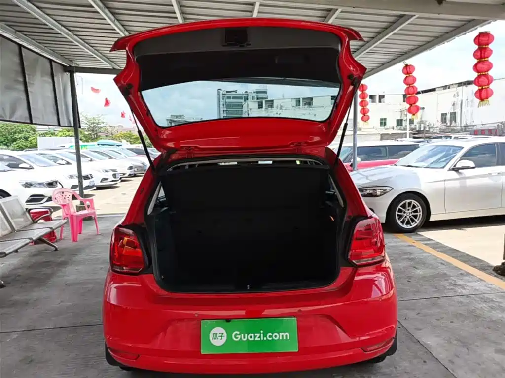 Volkswagen Polo 2016 1.4L Automatic Trend фото 19