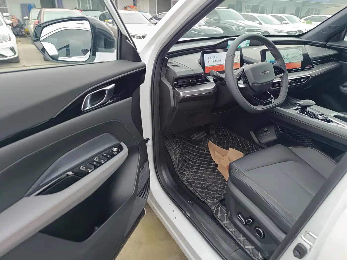 Changan Oshan Z6 EV 2023 2023 Smart Electric iDD 150KM Flagship