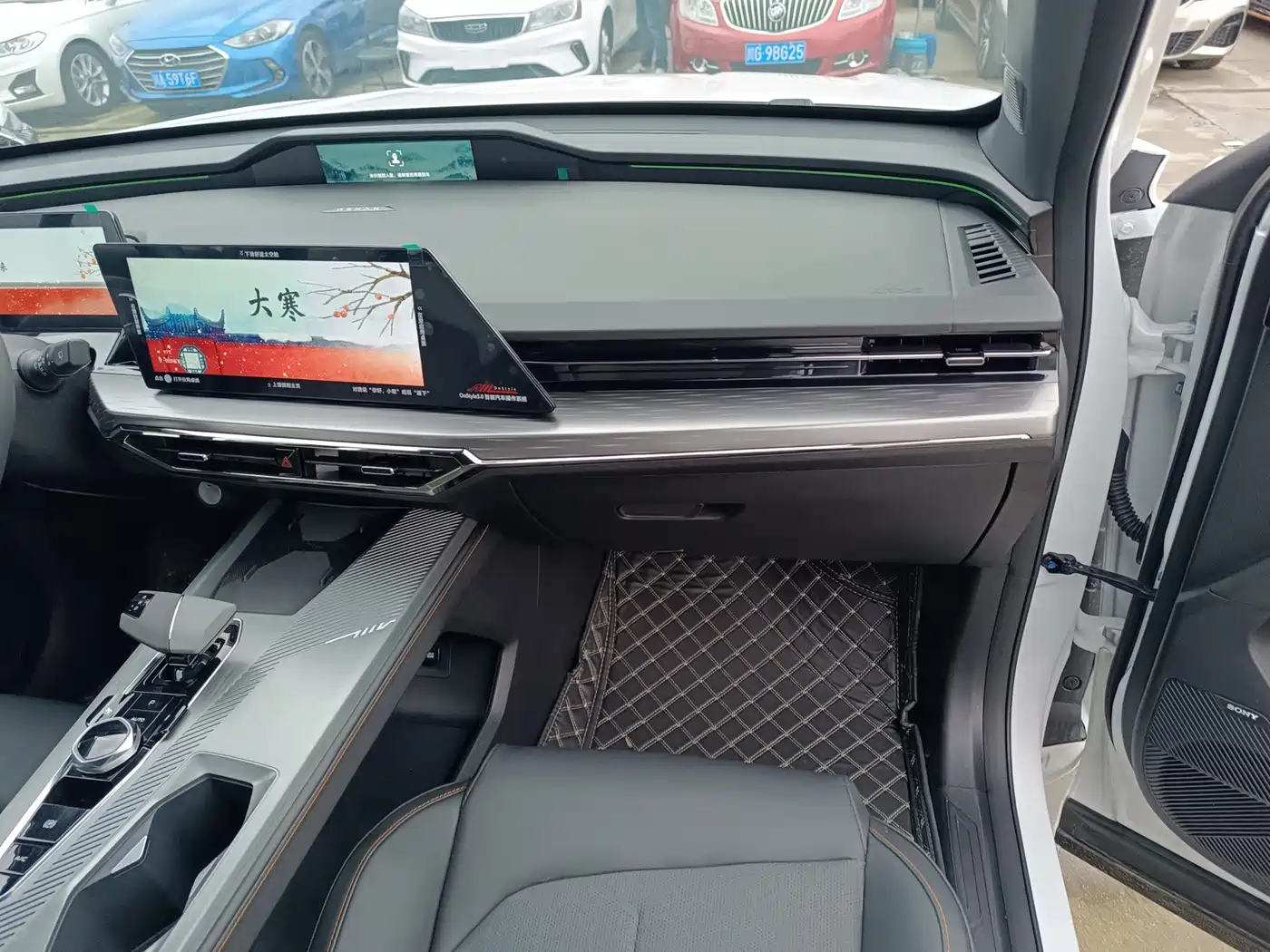 Changan Oshan Z6 EV 2023 2023 Smart Electric iDD 150KM Flagship