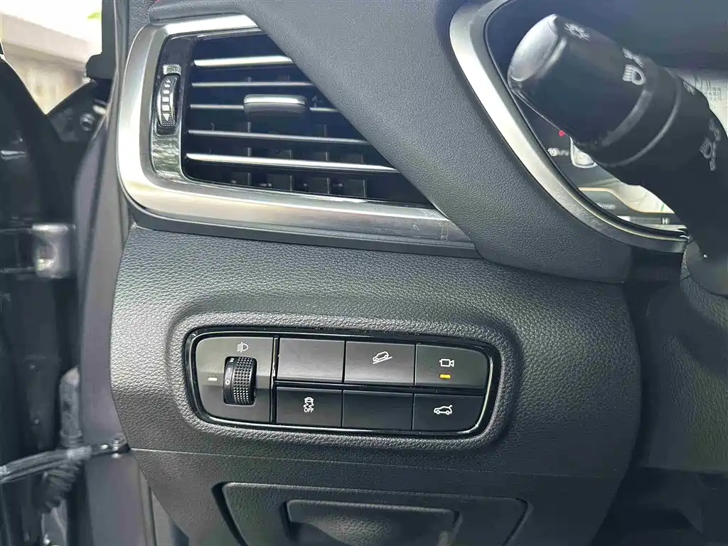 GAC TRUMPCHI GS4 PLUS