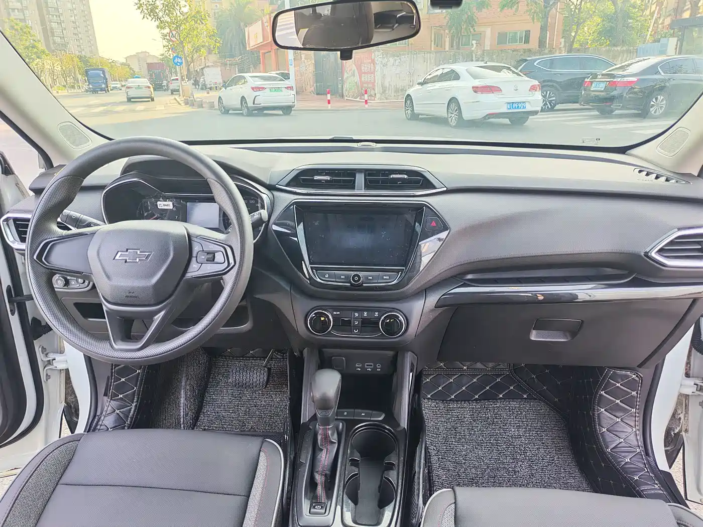 Chevrolet Trailblazer 2019 435T Redline CVT FWD Sport Edition (China VI) фото 6