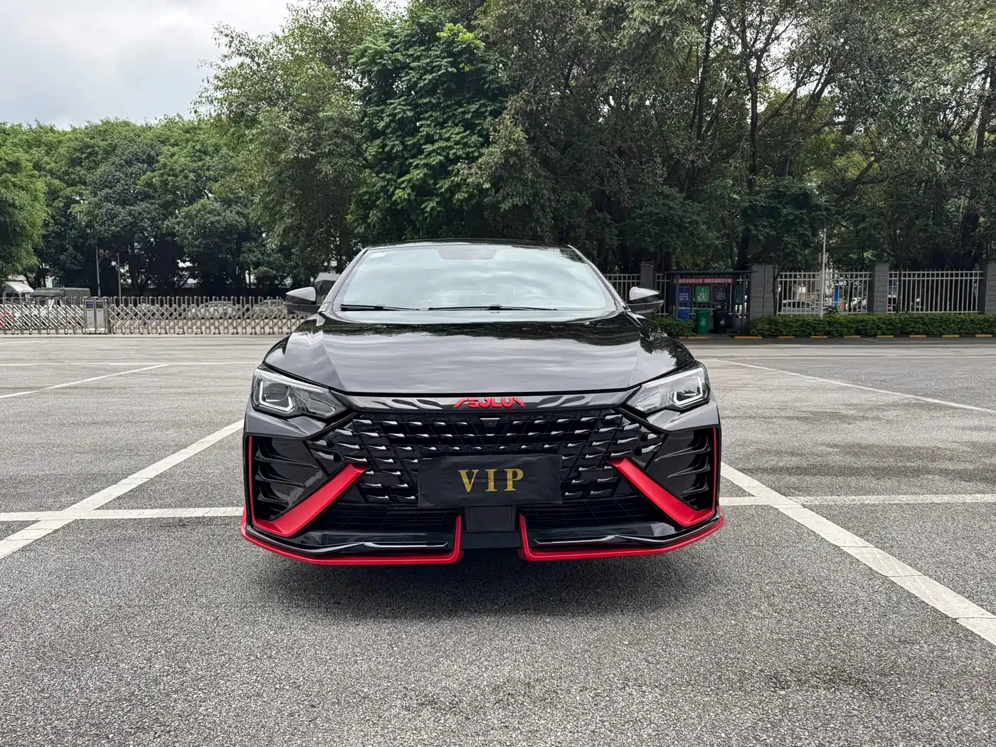 DONGFENG YI HYUN MAX