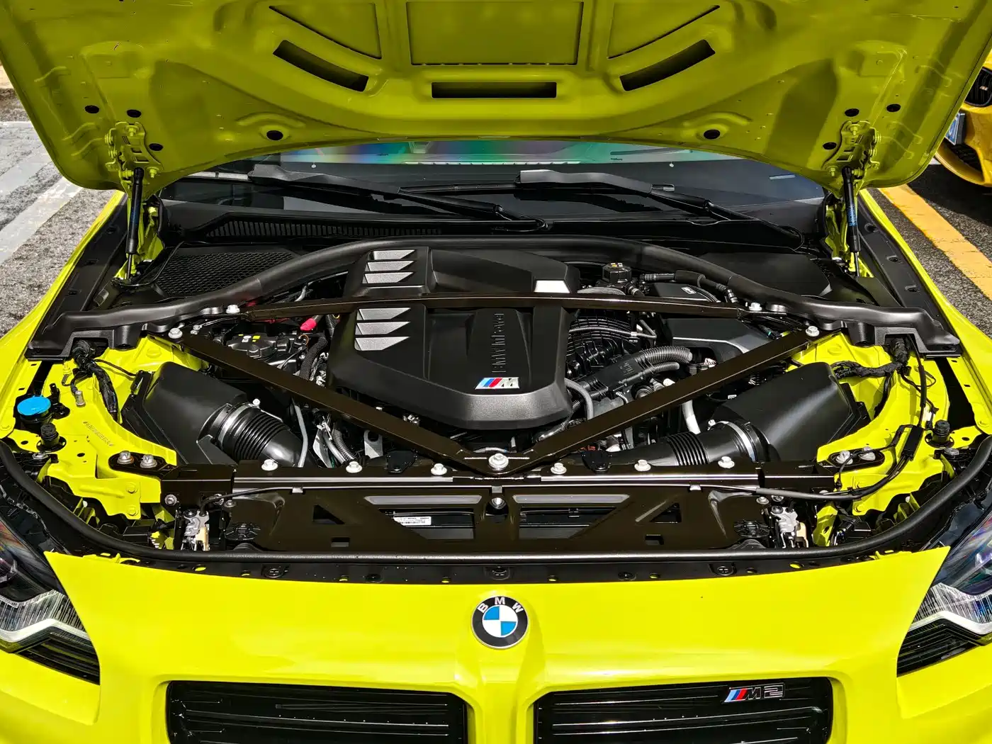 BMW M2 2024 M2 фото 8