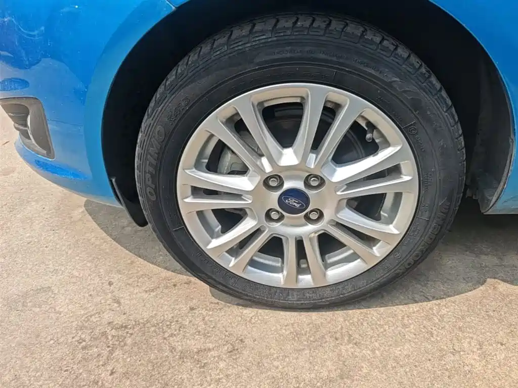 Ford Fiesta 2015 2013 Hatchback 1.5L Automatic Fashion