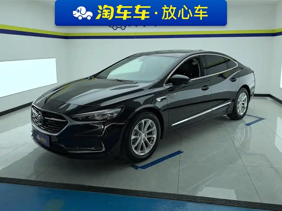 BUICK LACROSSE