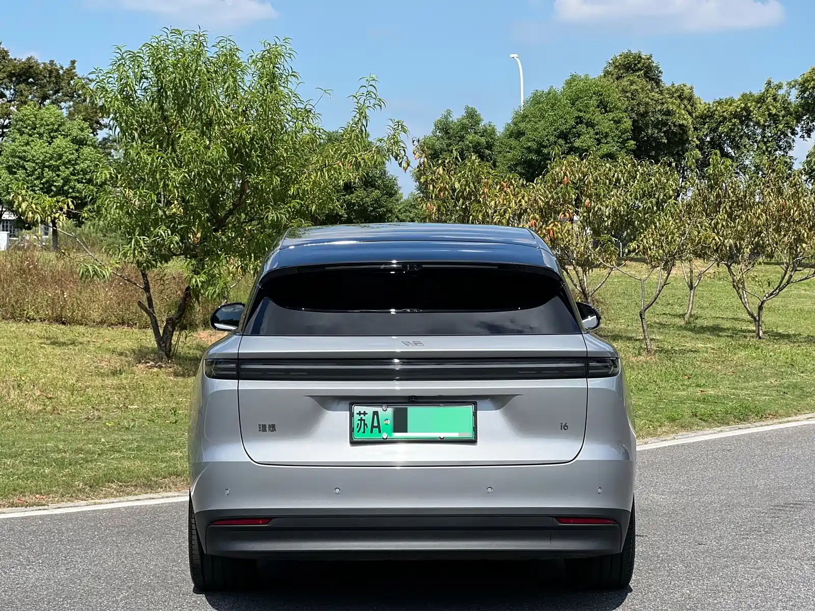 Фото 6 - Li Auto i6