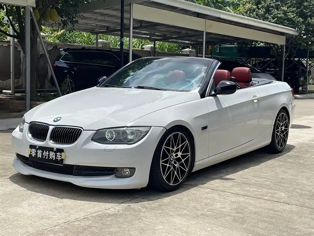 BMW 3 Series (Import) 2011 330i Convertible Coupe