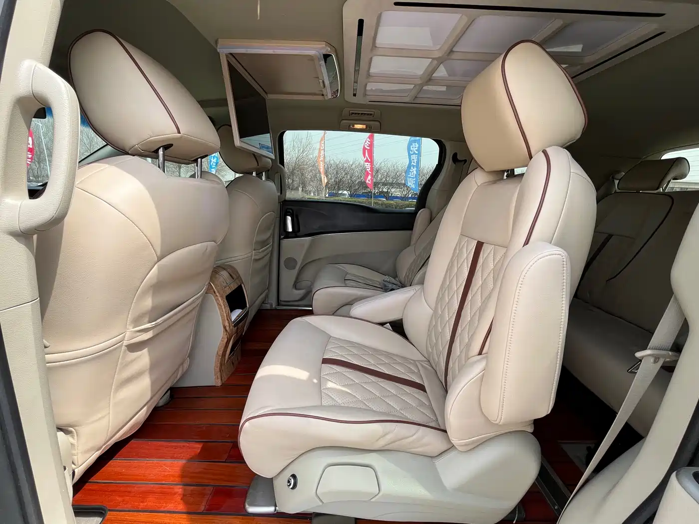 Buick GL8 2018 28T Comfort China VI фото 8