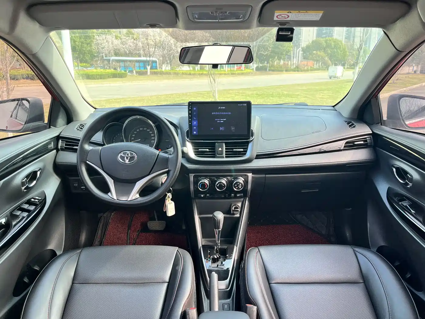 Toyota YARiS L Zhi Xuan 2021 Zhi Xuan X 1.5L CVT Luxury Edition фото 8