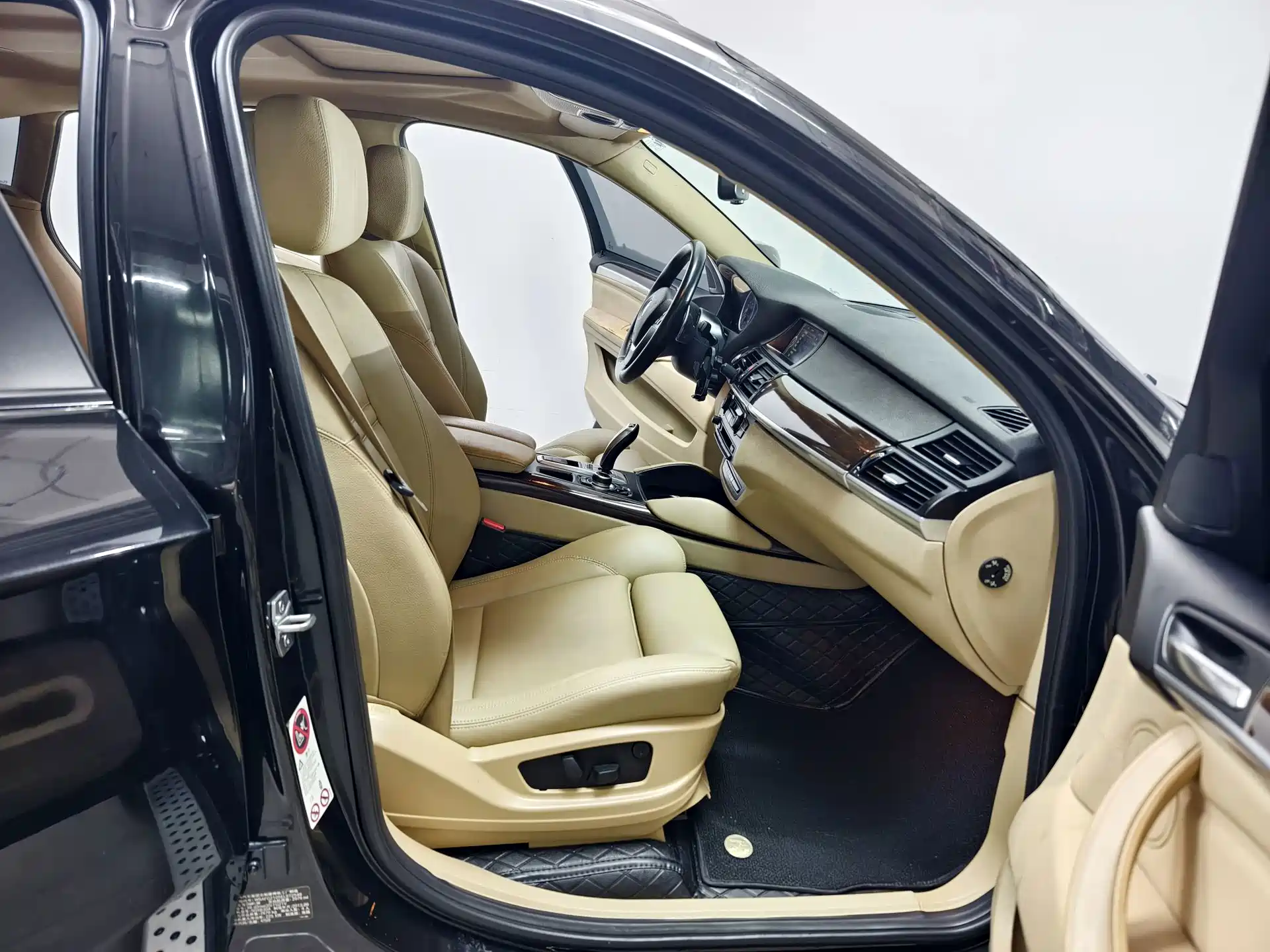 Фото 14 - BMW X6