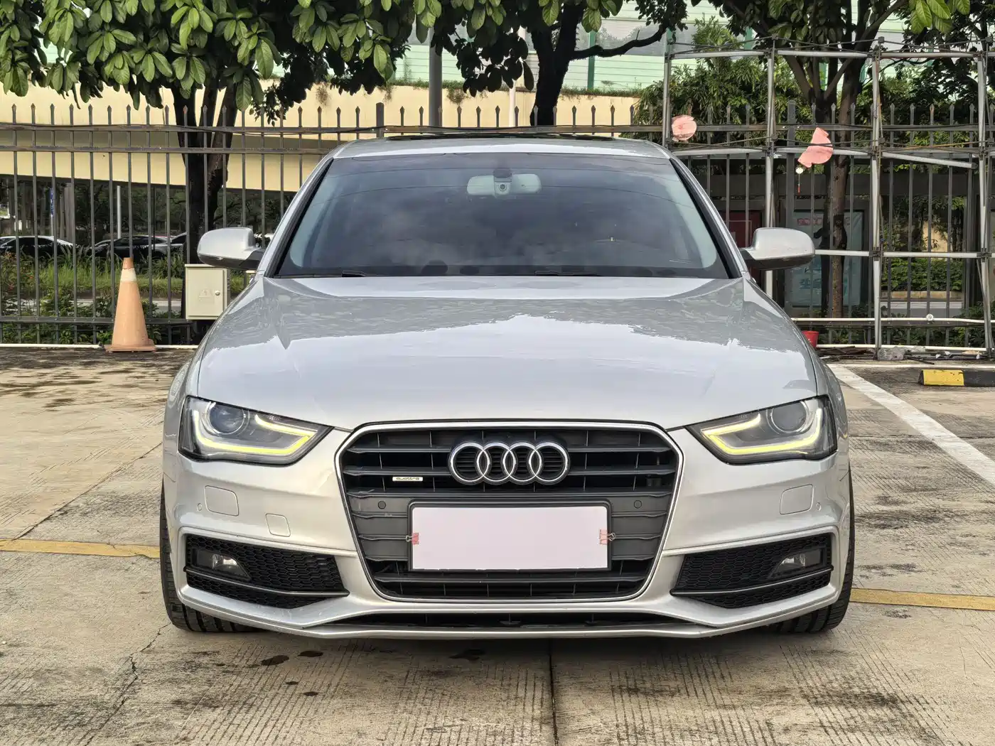 Audi A4L 2015 45 TFSI quattro Individual Sport фото 3