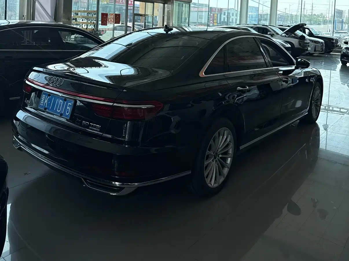 Audi A8 2021 A8L 50 TFSI quattro Luxury фото 6