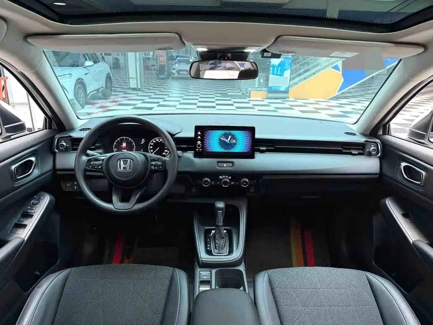 Photo 9 - Honda Vezel