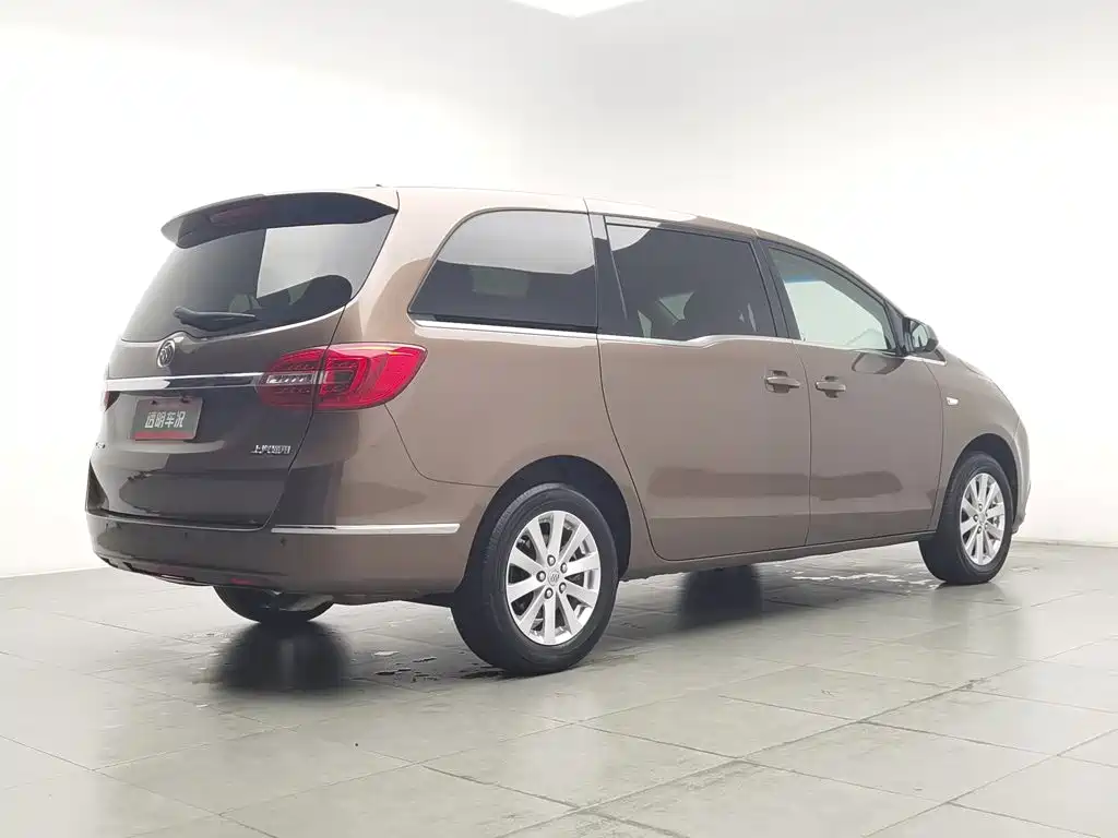 Фото 2 - Buick GL8