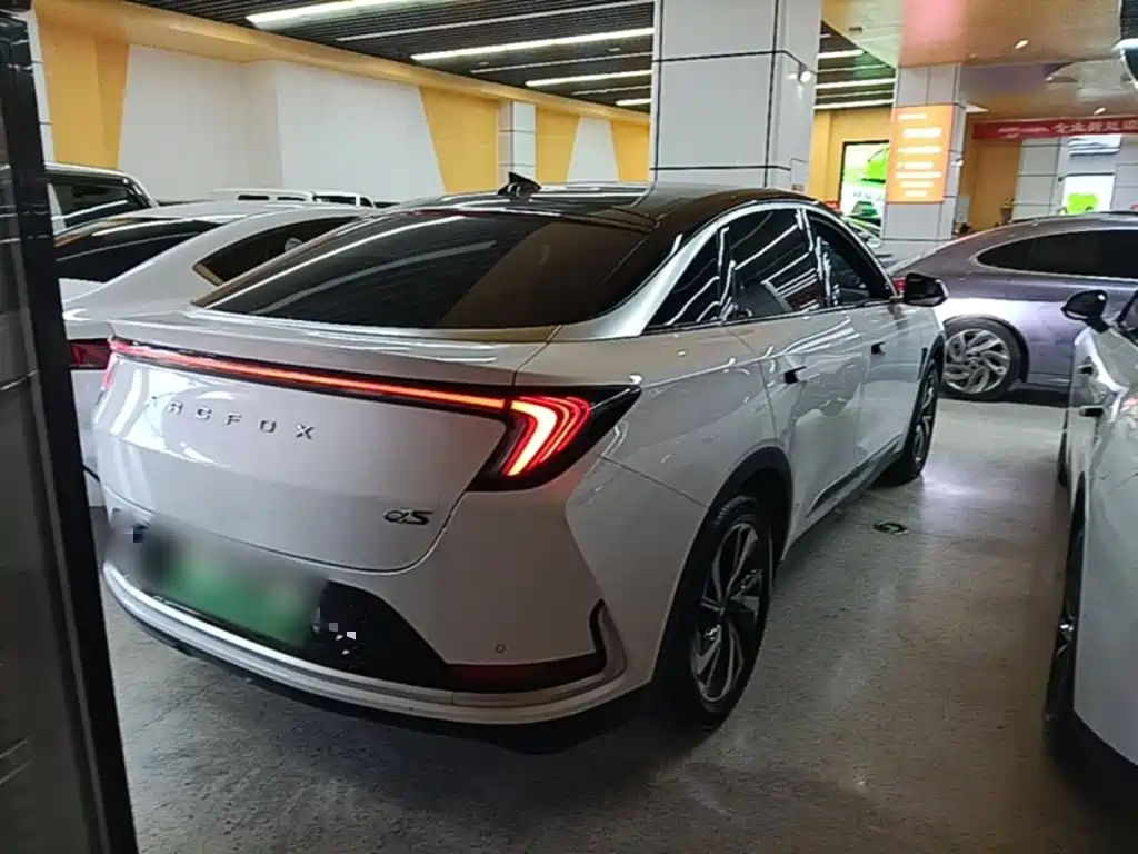 ARCFOX Alpha S 2023 2022 Model 525S 175kW