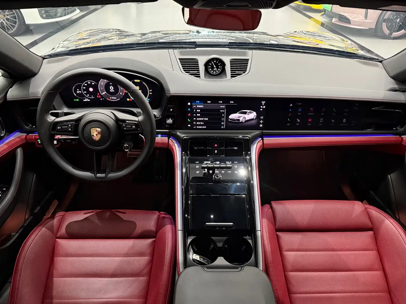 Porsche Panamera 2024 Panamera 4 Executive Long Wheelbase 2.9T фото 10