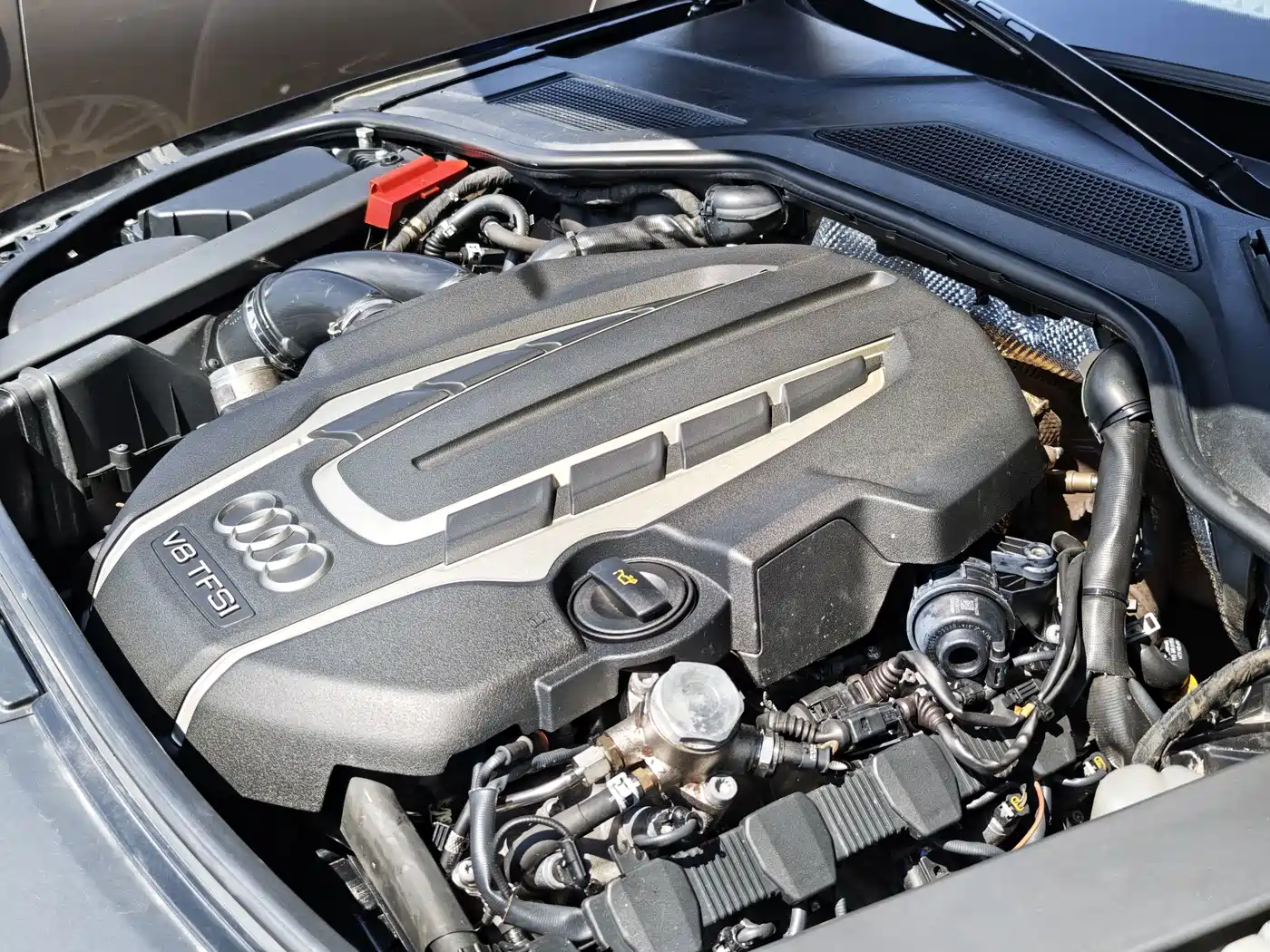 Photo 29 - Audi A8