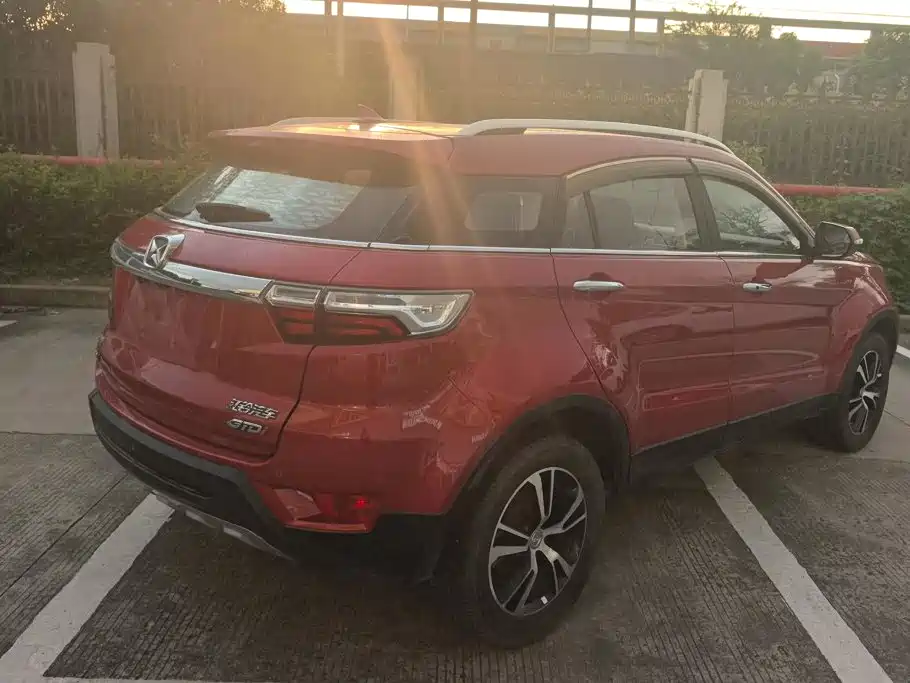 Jiangling Yusheng S330 2017 2016 1.5L GTDi Automatic 2WD Flagship Edition